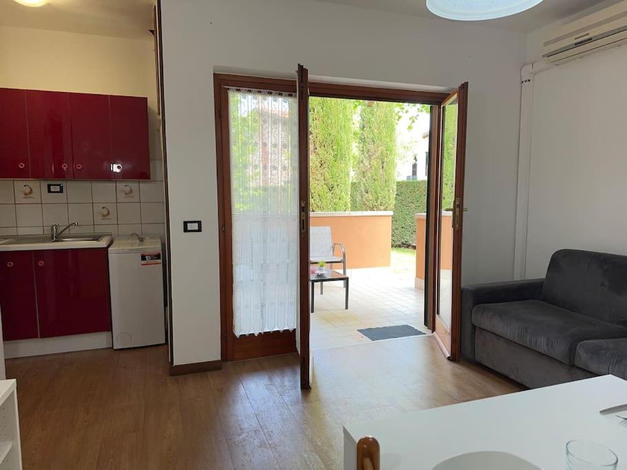 5' From Punta Gro Beach With Free Swimming Pool Sirmione Eksteriør billede