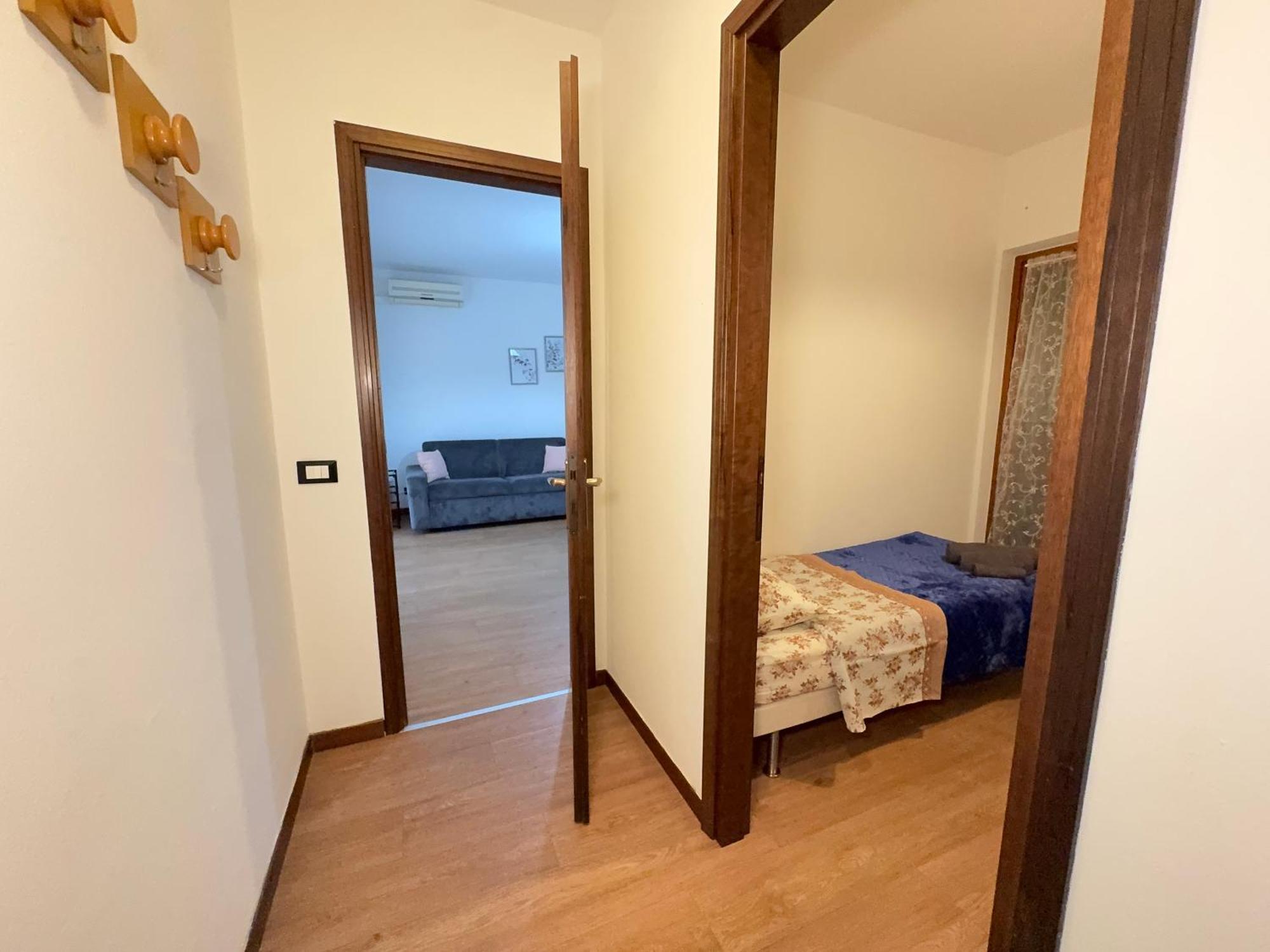 5' From Punta Gro Beach With Free Swimming Pool Sirmione Eksteriør billede
