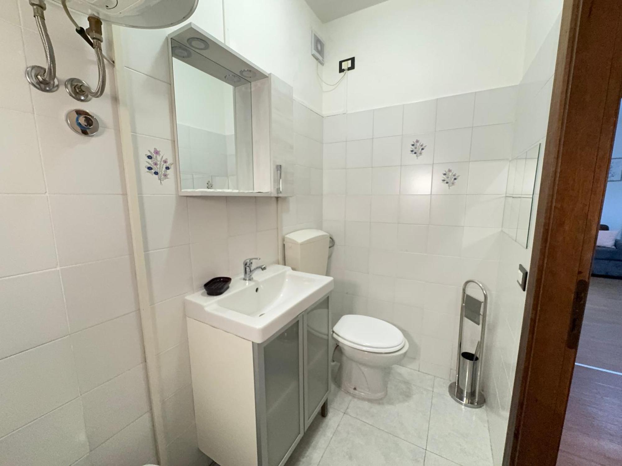 5' From Punta Gro Beach With Free Swimming Pool Sirmione Eksteriør billede